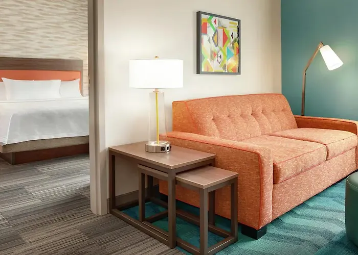 Hotel Home2 By Hilton Bloomington Normal