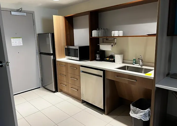 Home2 By Hilton Bloomington