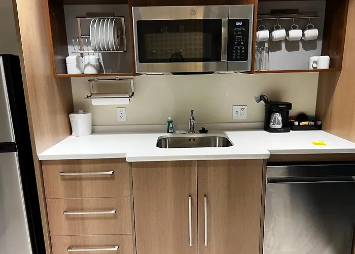 Hotel Home2 By Hilton Bloomington 3*