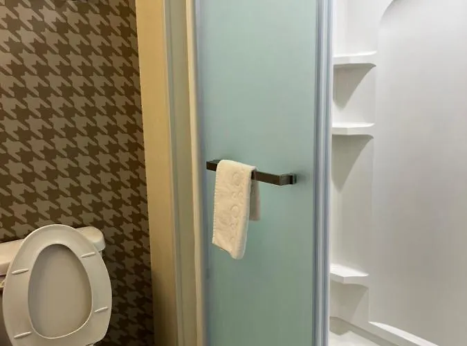 Home2 By Hilton Bloomington Hotel 3*
